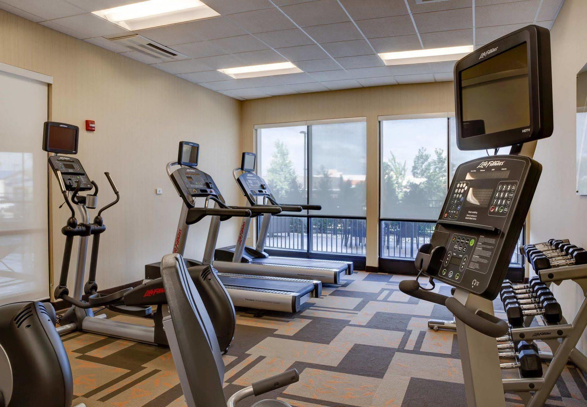 Courtyard By Marriott Indianapolis Noblesville Extérieur photo